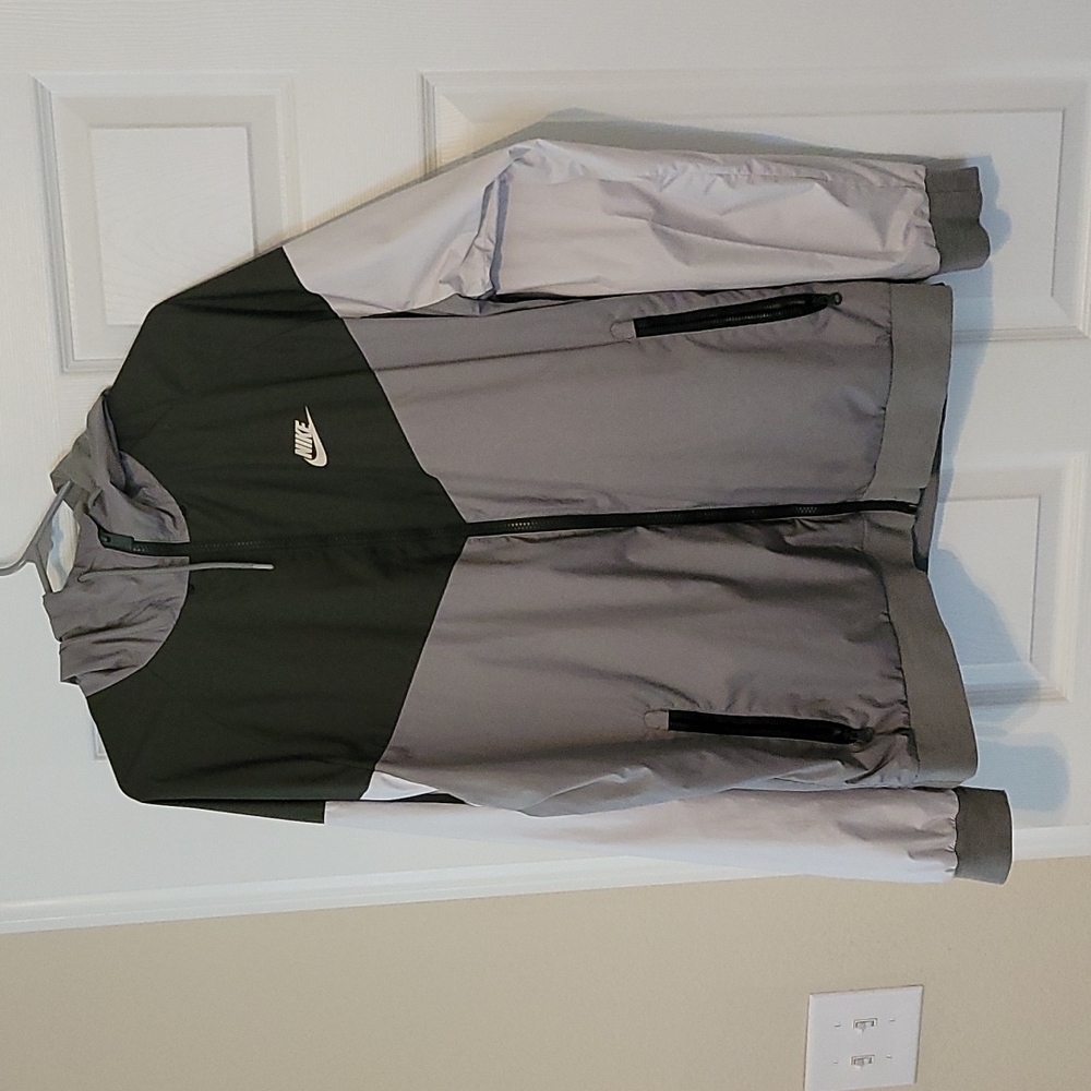 Nike Windbreaker